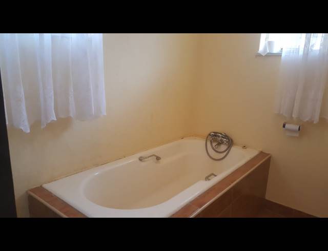 0 bed property to rent in GLEN AUSTIN AH